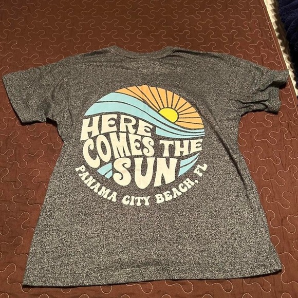 summer tee - Picture 2 of 3